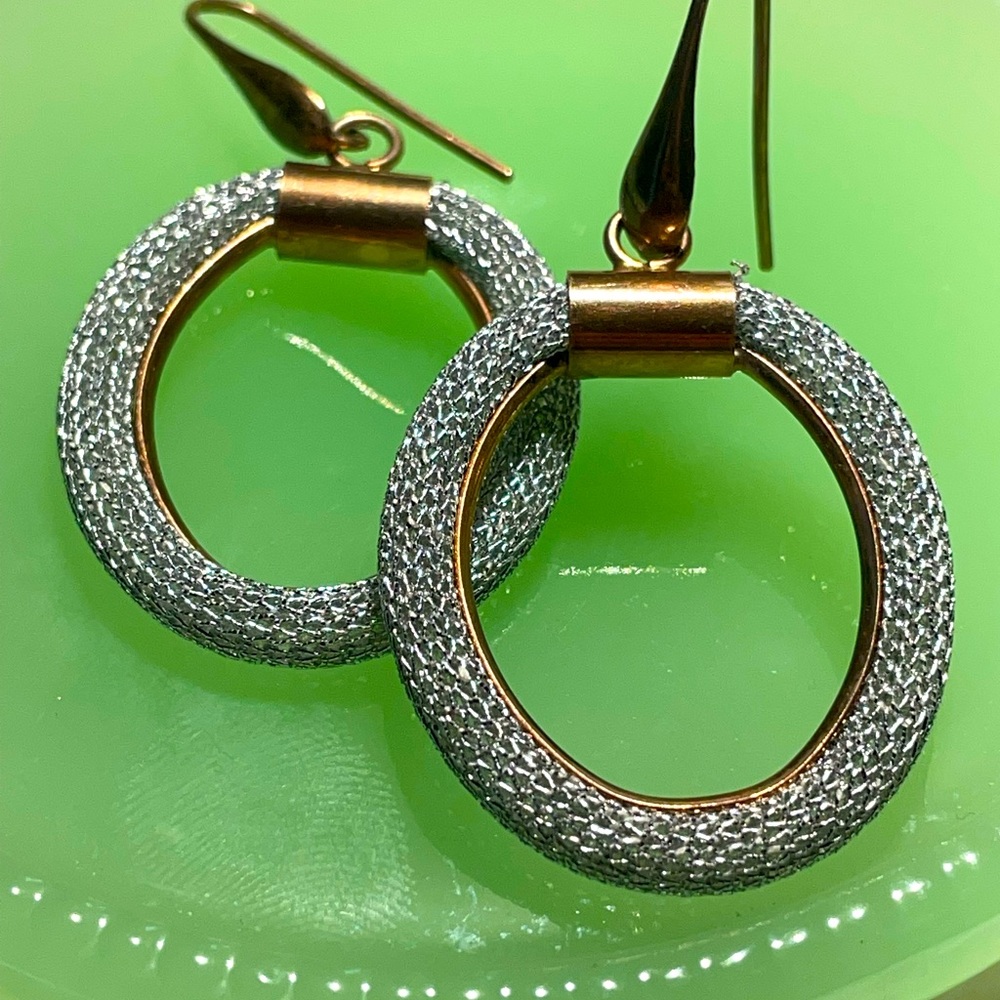 Two tone mesh brass or copper type metal